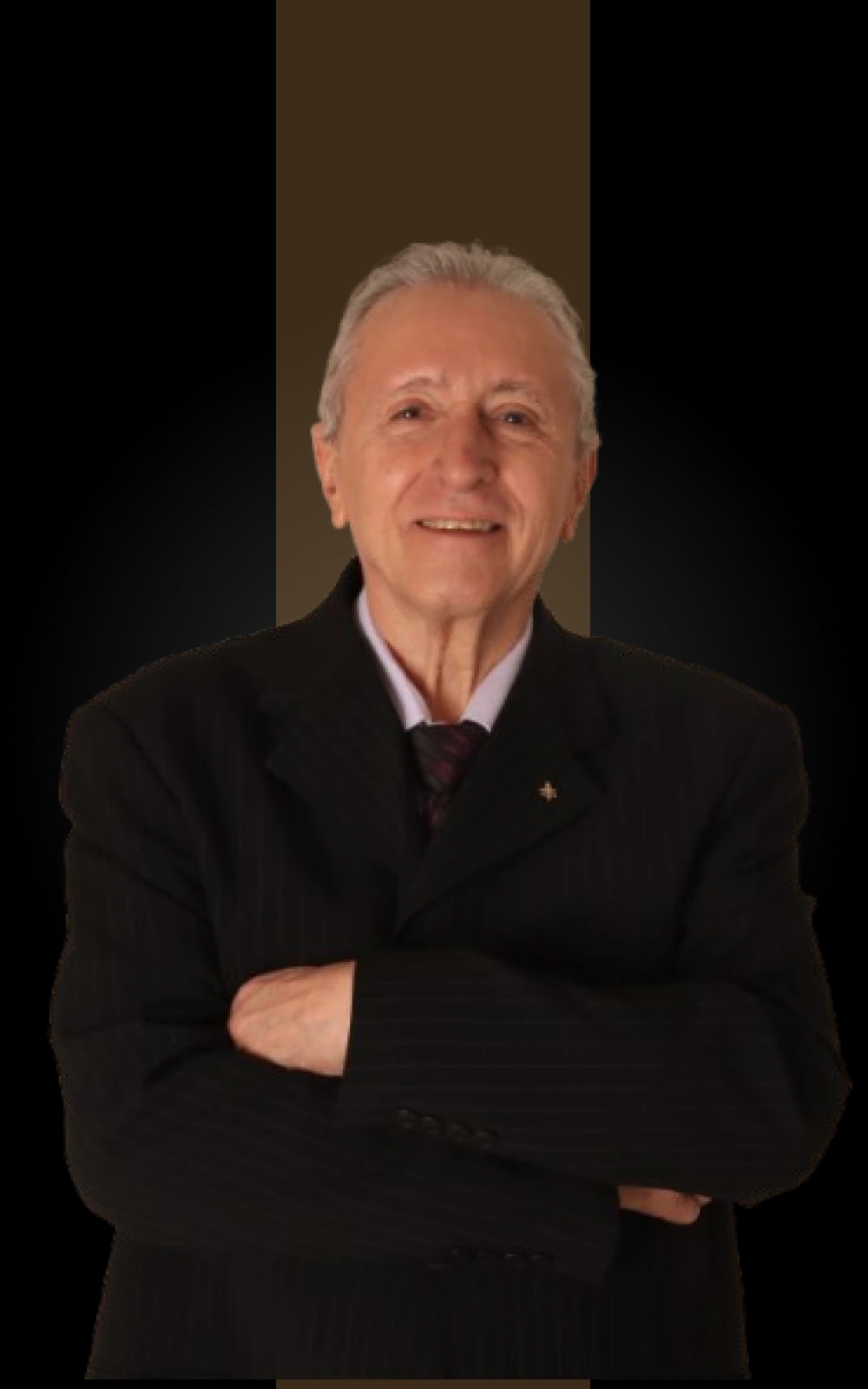Dr. Carlos Fernandes, fundador do escritório